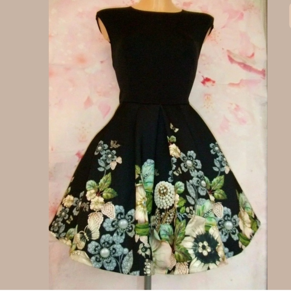 Ted Baker Queset Gem Gardens TB 5 NWT